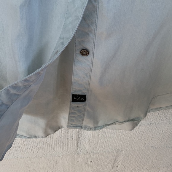 Rails Willa Chambray Ombre Sleeveless Shirt Denim Bleach Size Small - Picture 4 of 7